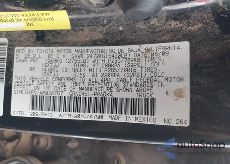 2010 Toyota Tacoma Base V6 z USA, uszkodzony, nr VIN 3TMLU4EN1AM038767